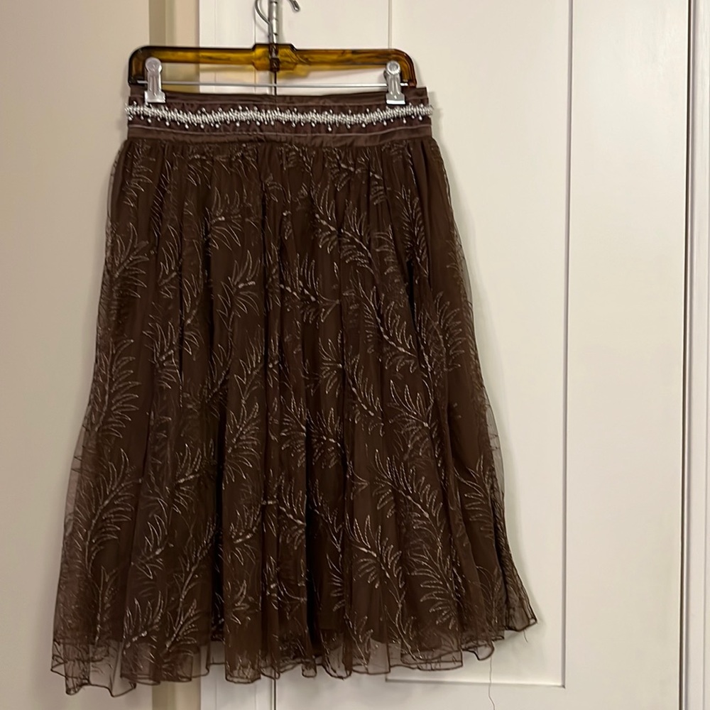 Fun brown tulle skirt gold pattern. Waistband silk & velvet w/ white tiny pearls